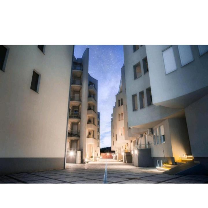 Aparthotel Wing Club Dajana Jagodina Exterior foto
